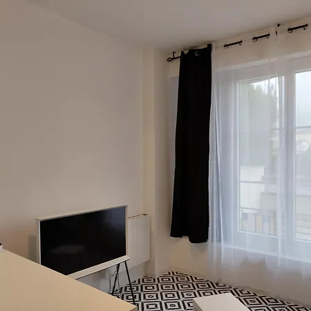 Atypique Avec Terrasse *
