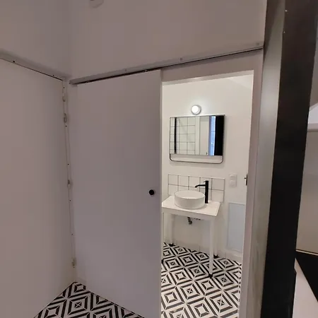 Atypique Avec Terrasse Apartment *
