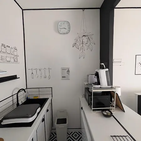 Atypique Avec Terrasse *