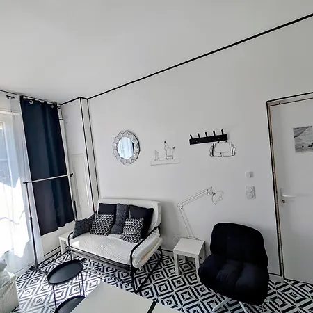 Atypique Avec Terrasse Апартаменты