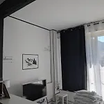 Апартаменты Atypique Avec Terrasse