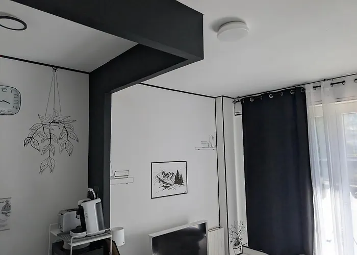 Apartmán Atypique Avec Terrasse *